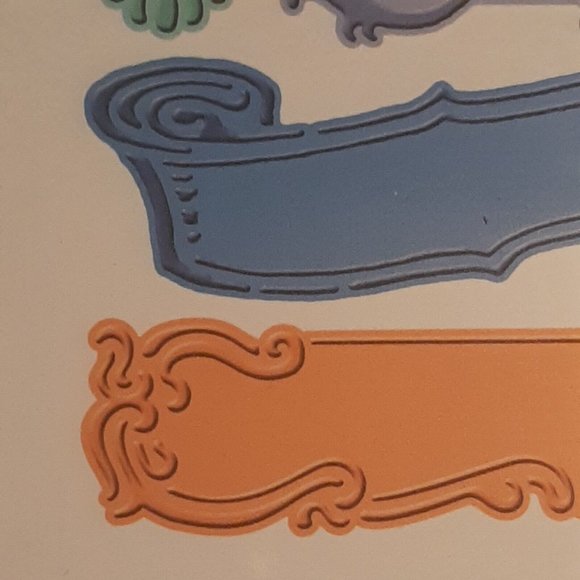 Cuttlebug Fanciful Labels Embossing Folder 5 Variations - Picture 4 of 11